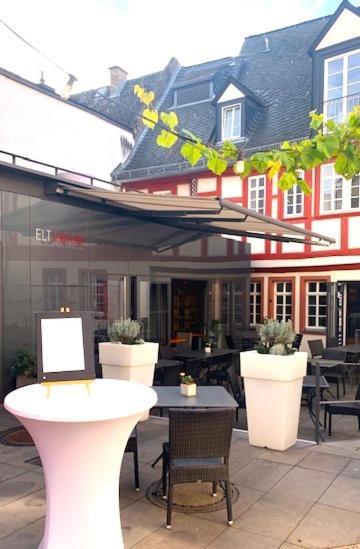 Weinhotel Eltvinum Eltville am Rhein Екстер'єр фото