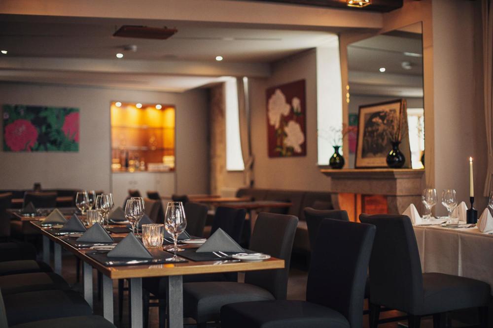 Weinhotel Eltvinum Eltville am Rhein Екстер'єр фото